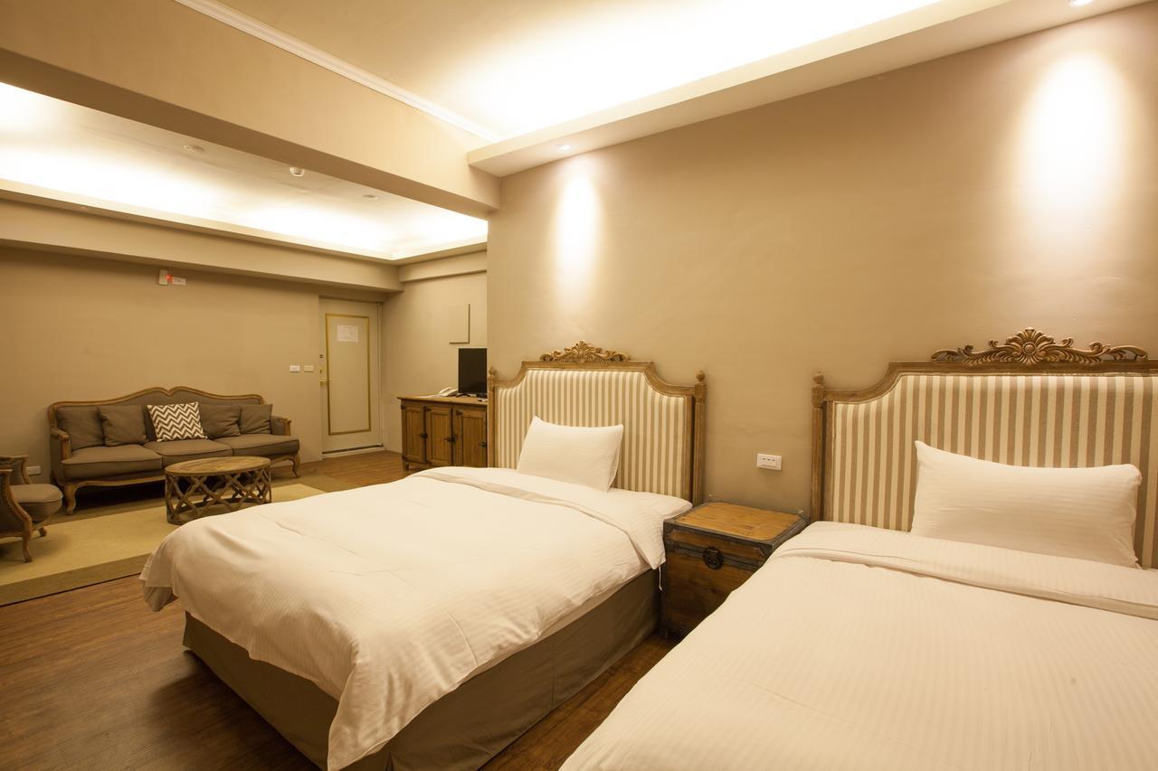Chihpen Hotel Royal Kingdom Wenquan Bagian luar foto